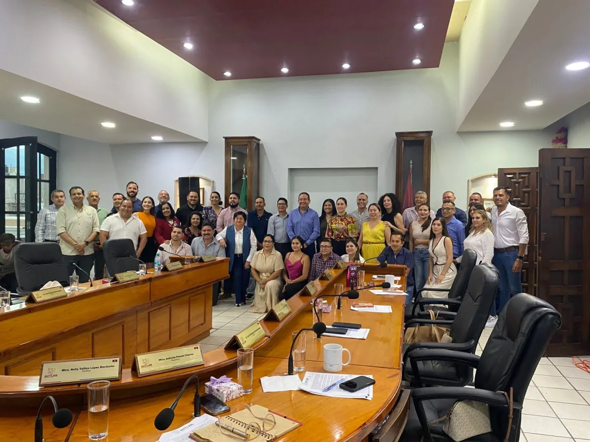 La Cámara de Comercio de Autlán tiene presencia en distintos comités municipales, donde representamos al sector comercial y empresarial.